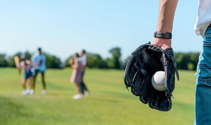 how to throw a baseball faster