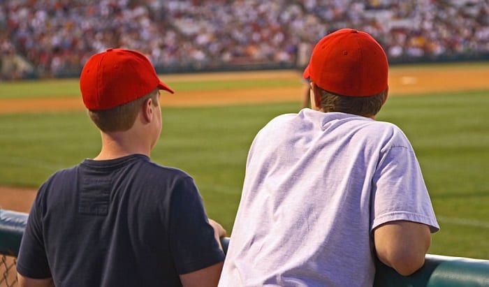 baseball-game-outfit-men