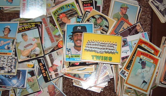 donating-baseball-cards