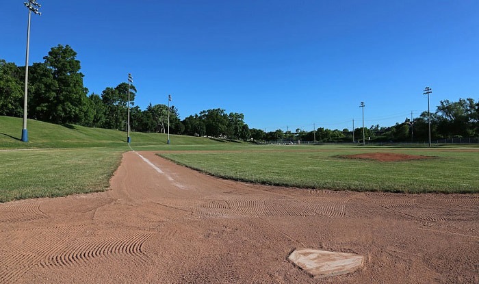 where-is-left-field-in-baseball