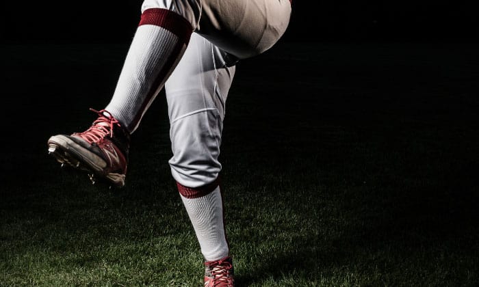 wear-high-socks-in-baseball