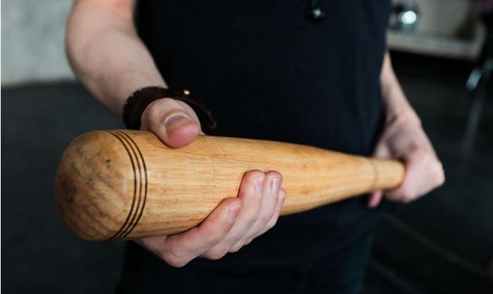 wooden-bat-weight
