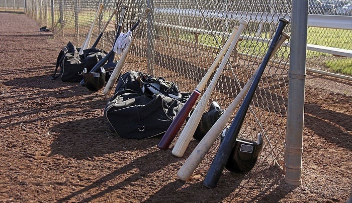 youth-baseball-bag