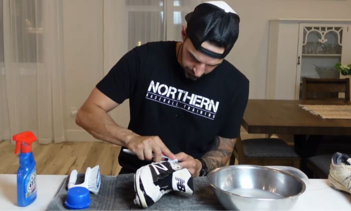 Cleaning-and-Maintaining-Molded-Baseball-Cleats
