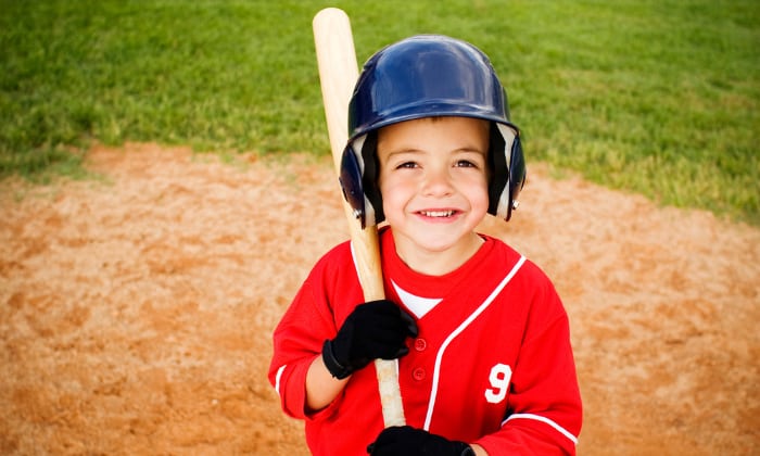 Ways-to-Teach-a-Kid-to-Throw-a-Baseball